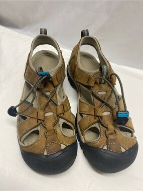 * KEEN Venice H2 women size 10 hiking and water sandal covered toe adjustable